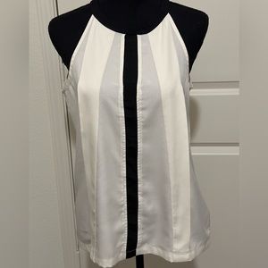 Banana Republic Women’s sleeveless top
